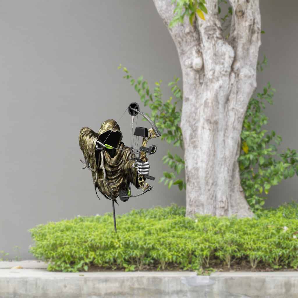 Hunting Metal Garden Art