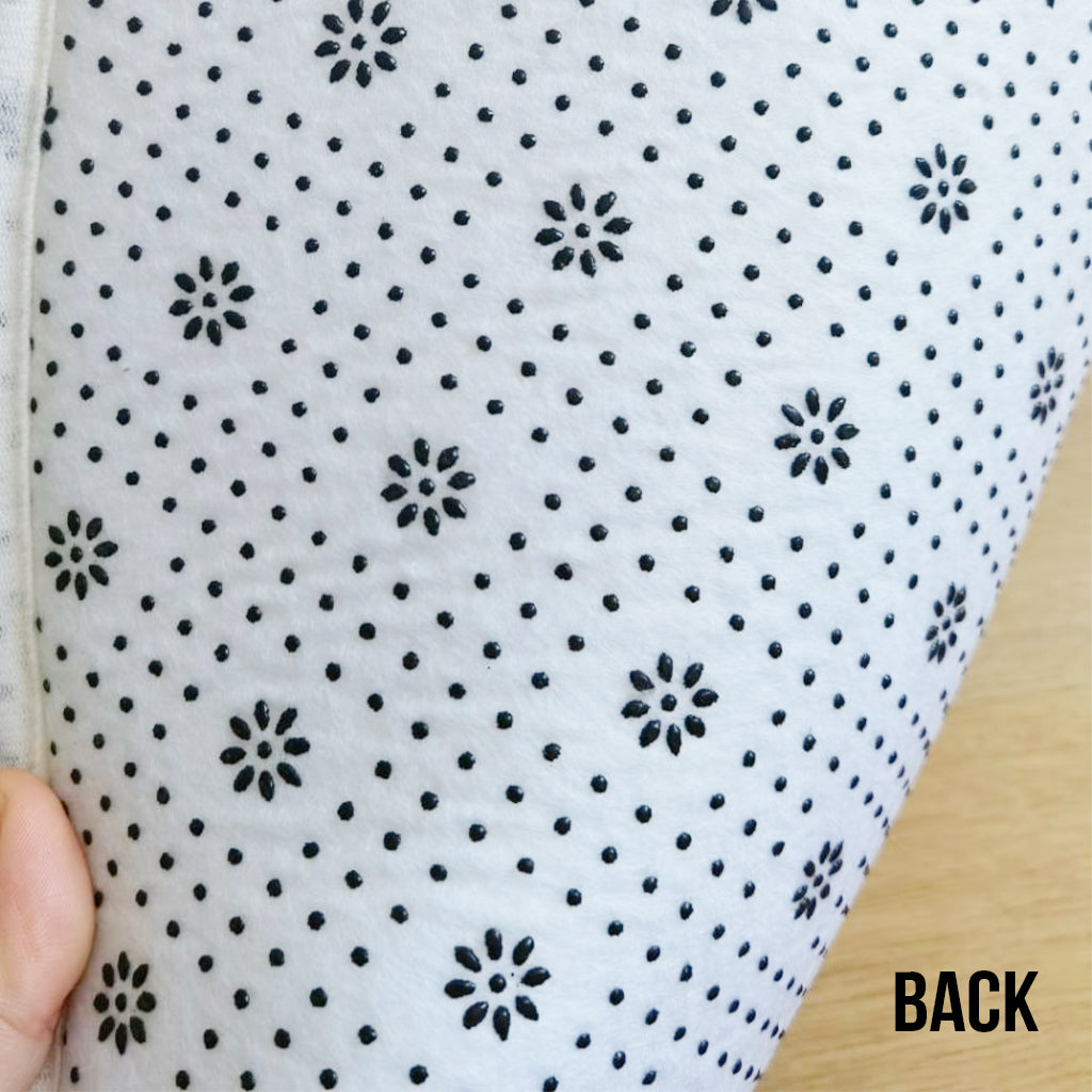 Deer O'Clock - Hunting Round Rug