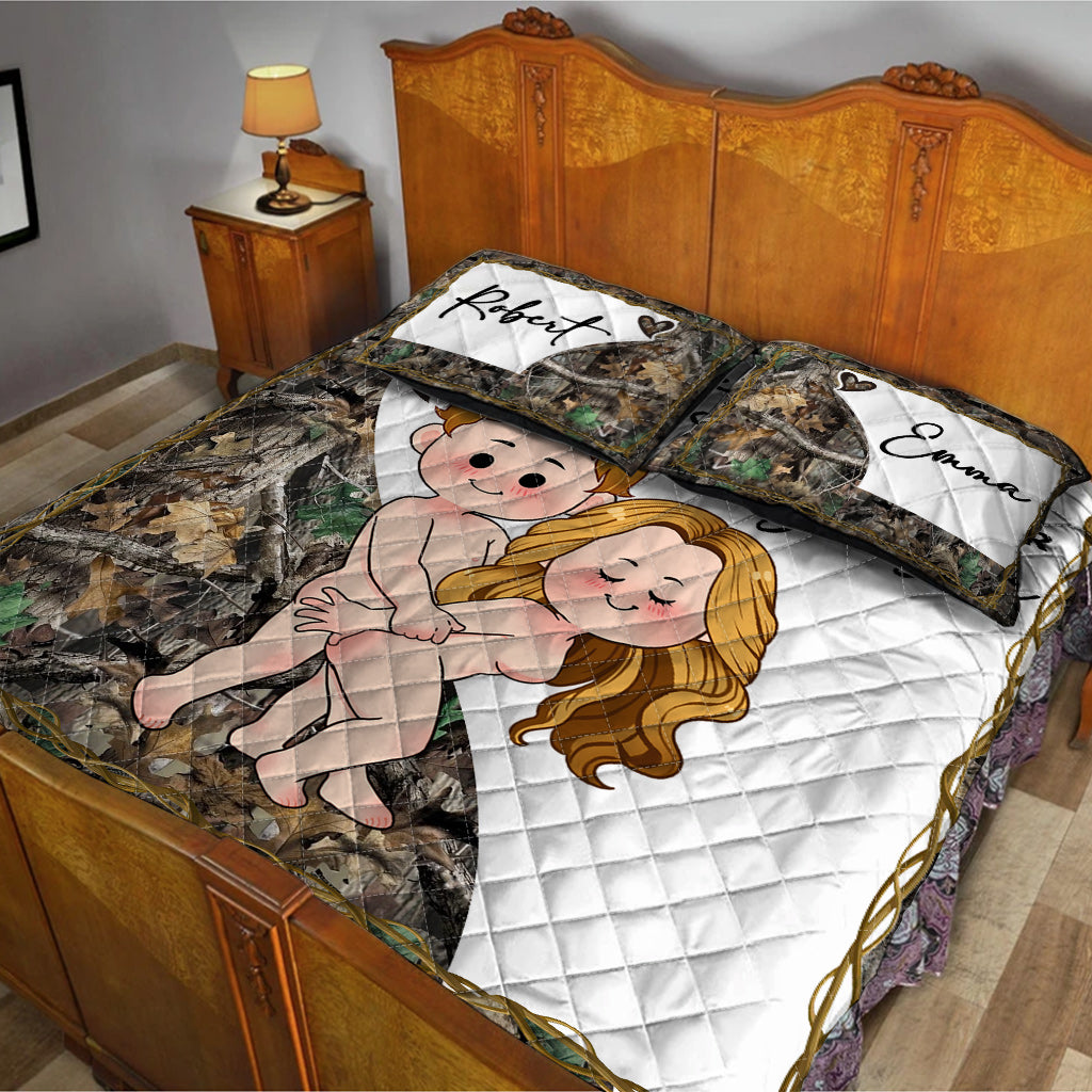 Love Me Like You Love Deer Season - Personalized Hunting Quilt Set