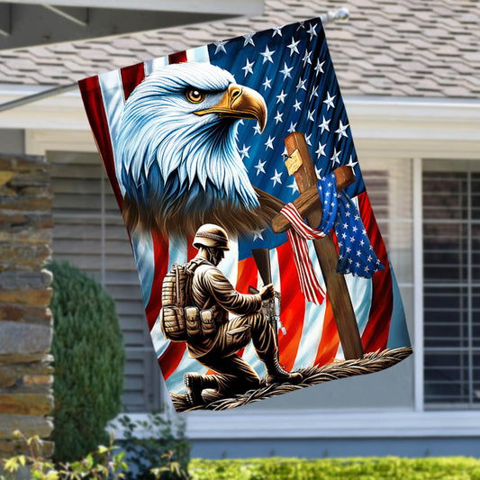 FLAGWIX Patriotic Eagle Veteran Kneeling Soldier Christ Cross Memorial Day American Flag MLN2793F