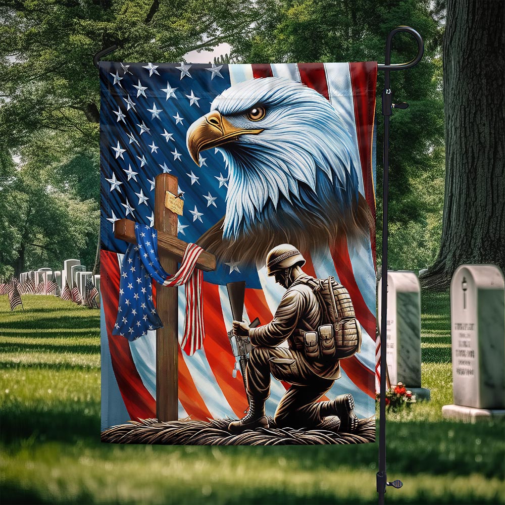 FLAGWIX Patriotic Eagle Veteran Kneeling Soldier Christ Cross Memorial Day American Flag MLN2793F