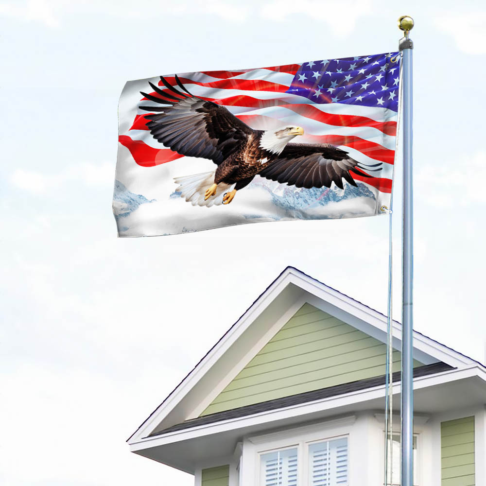 Patriotic Bald Eagle American Grommet Flag TQN1952GF