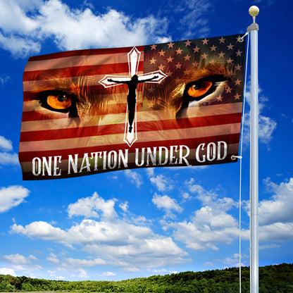 Jesus Lion Eyes Grommet Flag One Nation Under God BNT470GF