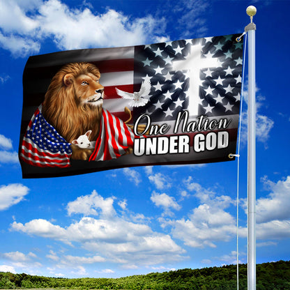 Cross Lion American Grommet Flag One Nation Under God DDH3077GF