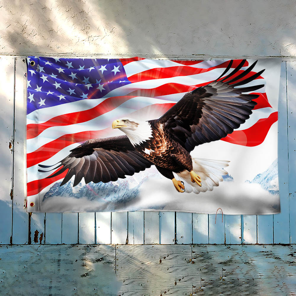 Patriotic Bald Eagle American Grommet Flag TQN1952GF